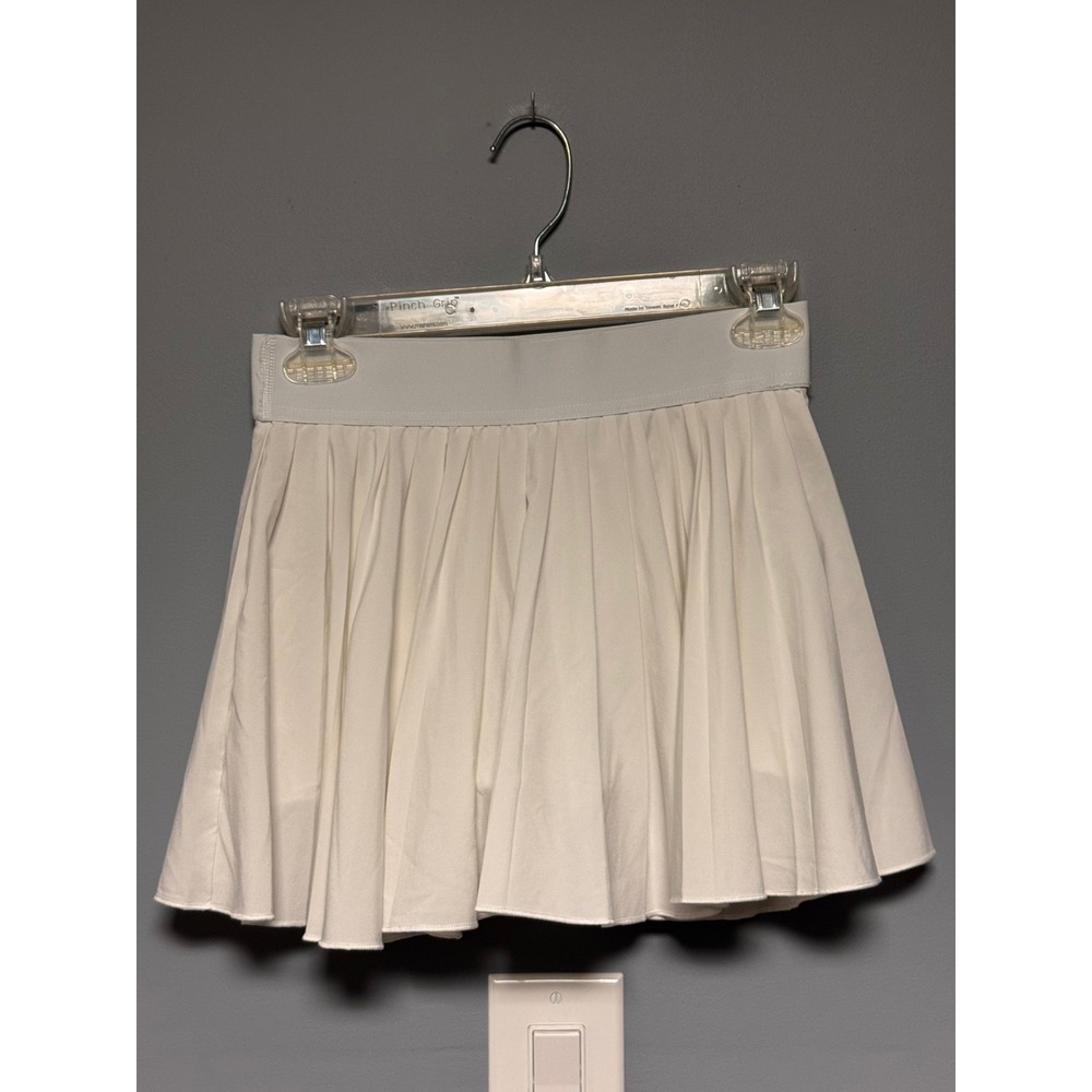 Tna TnAction Aritzia White Pleated Tennis Skort Mini Skirt Women Small Preppy